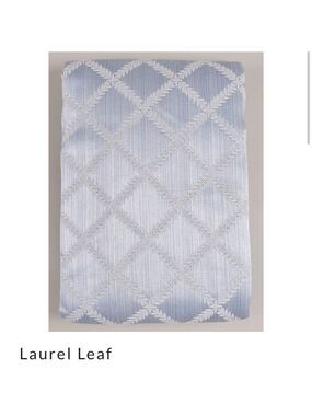 Lenox Laurel leaf tablecloth